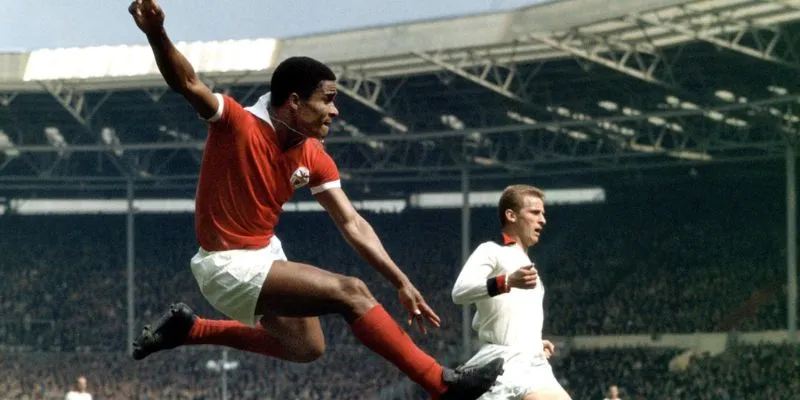 Eusébio là cầu thủ hay nhất tại WC 1966